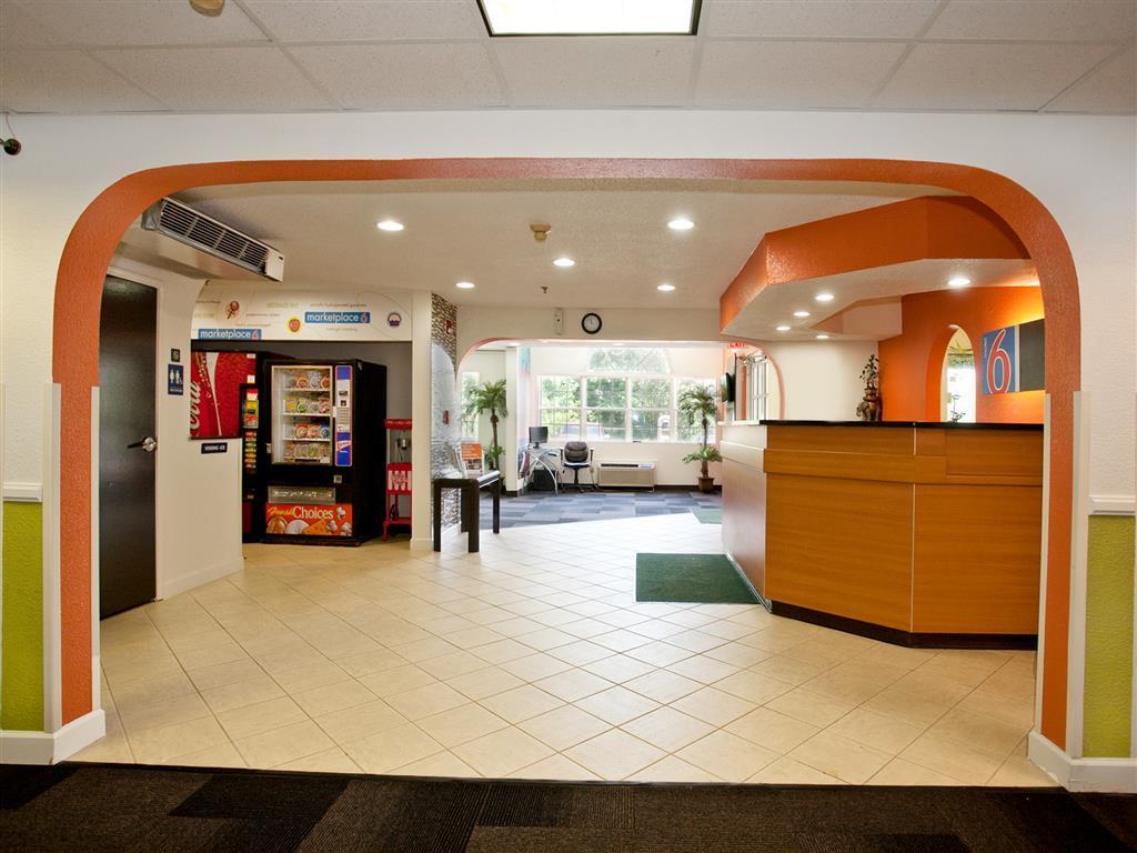 Motel 6-Simpsonville, Sc - Greenville Интериор снимка