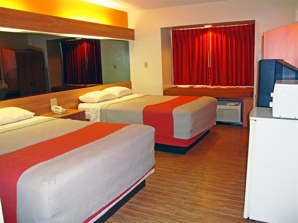 Motel 6-Simpsonville, Sc - Greenville Екстериор снимка